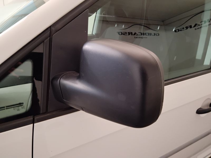 GuidiCar - VOLKSWAGEN INDUSTRIALI Caddy 4ª serie 2017 Caddy 4ª serie - Caddy 2.0 TDI 102 CV Furgone Business Usato